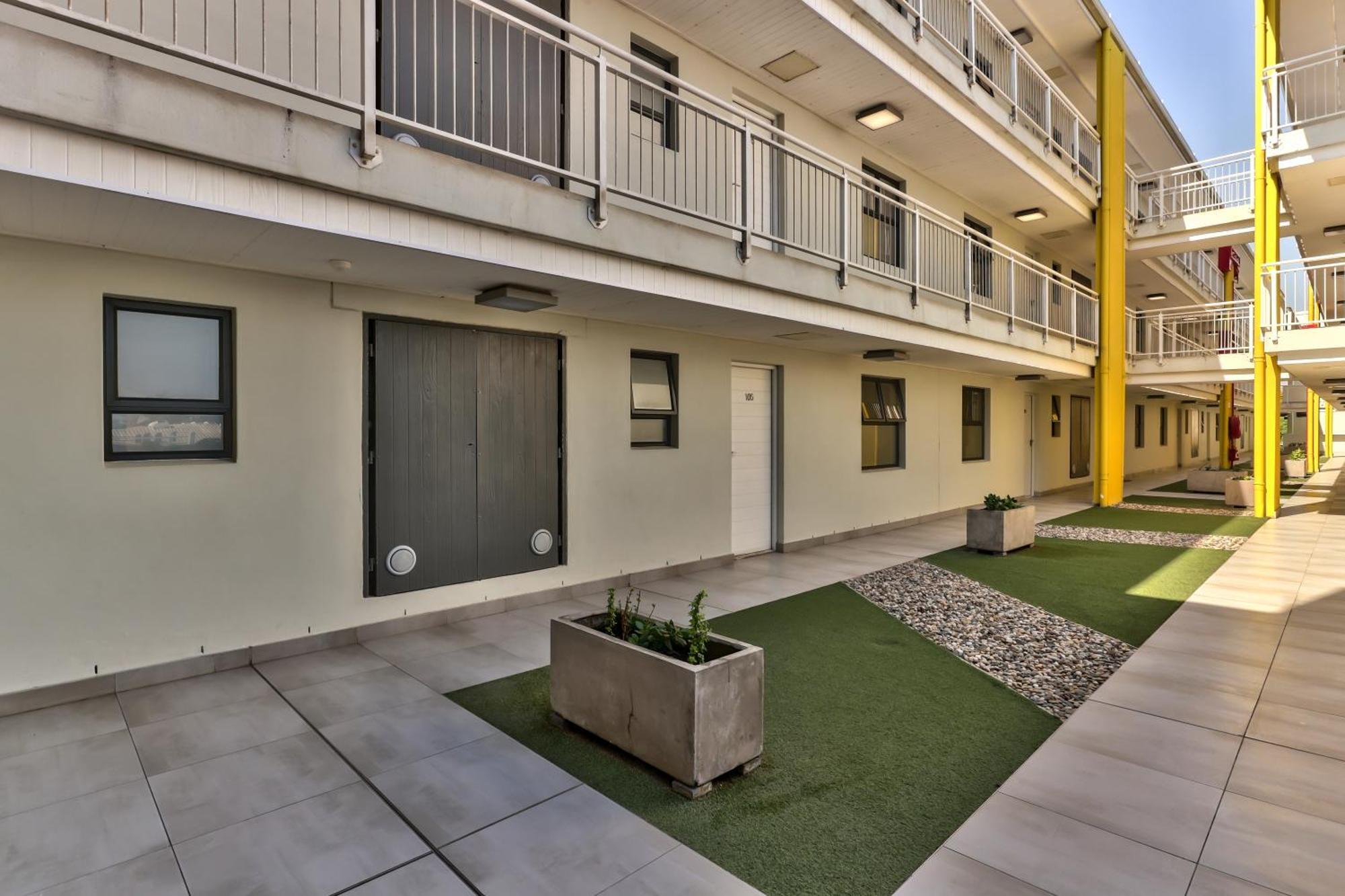 Wink Aparthotel Eaton Square Cape Town Exterior foto