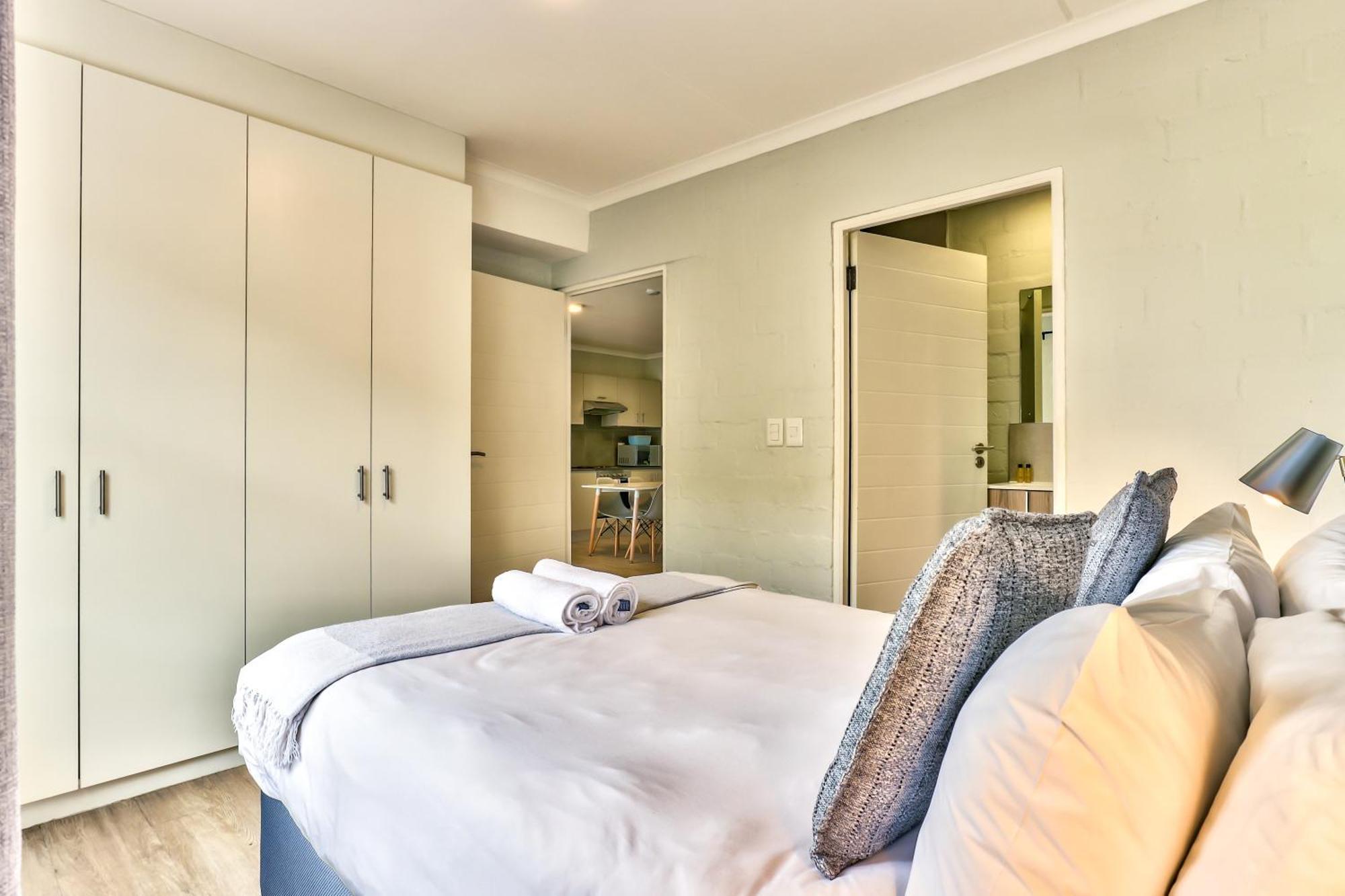 Wink Aparthotel Eaton Square Cape Town Exterior foto